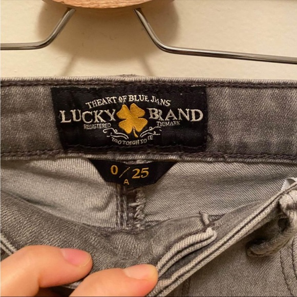 Lucky Brand Skinny Jeans W25, Inseam 27 - Picture 2 of 7